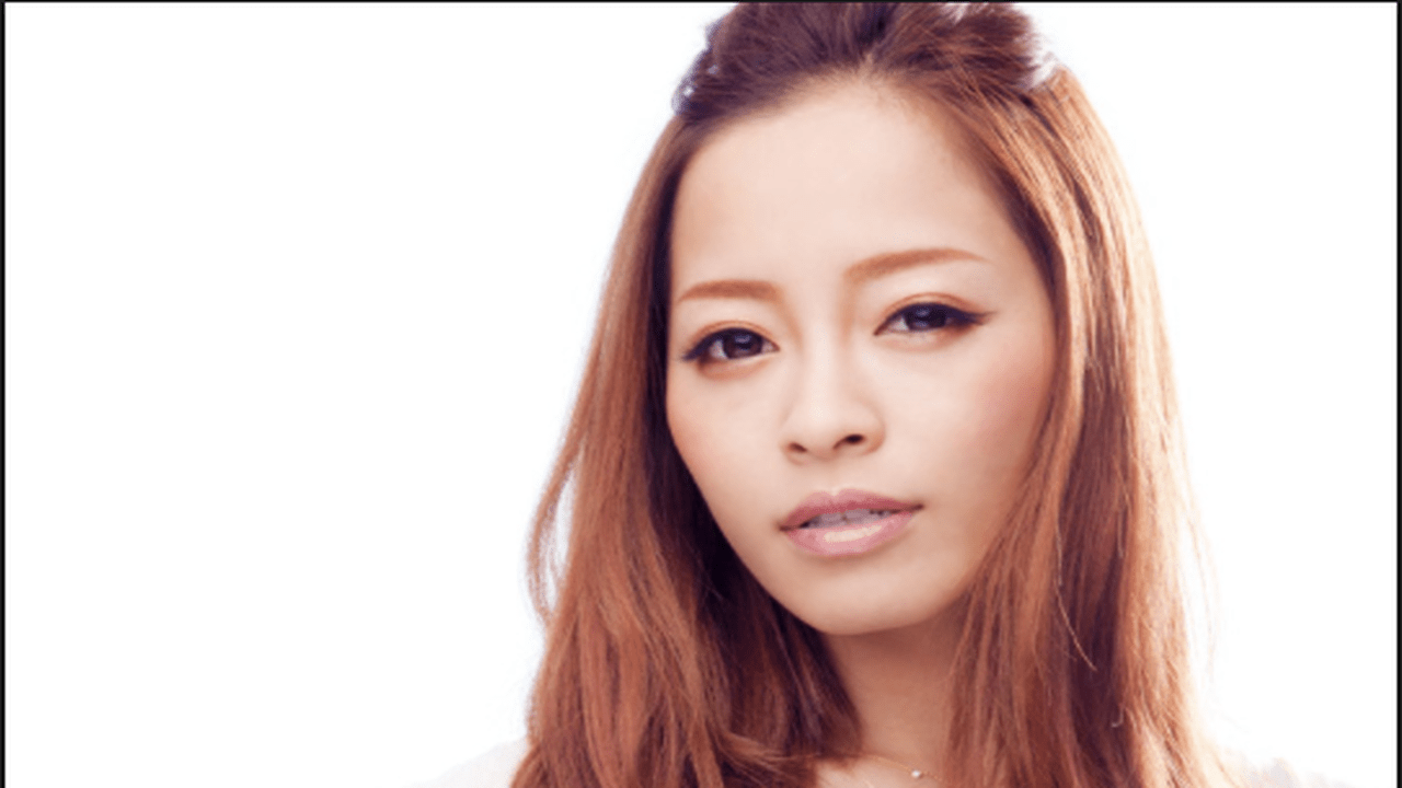 小森純、現在(2024)は旦那の支えでネイルサロンを経営！？ペニオク騒動の真相も明らかに！ アノ人の現在