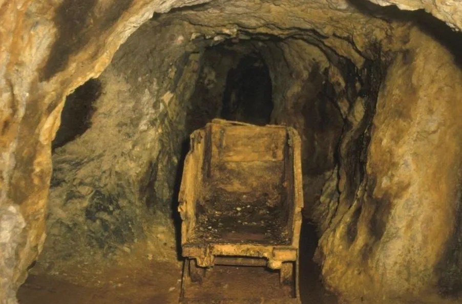 40MillionYearOld Tools Were Discovered From In a Gold Mine From