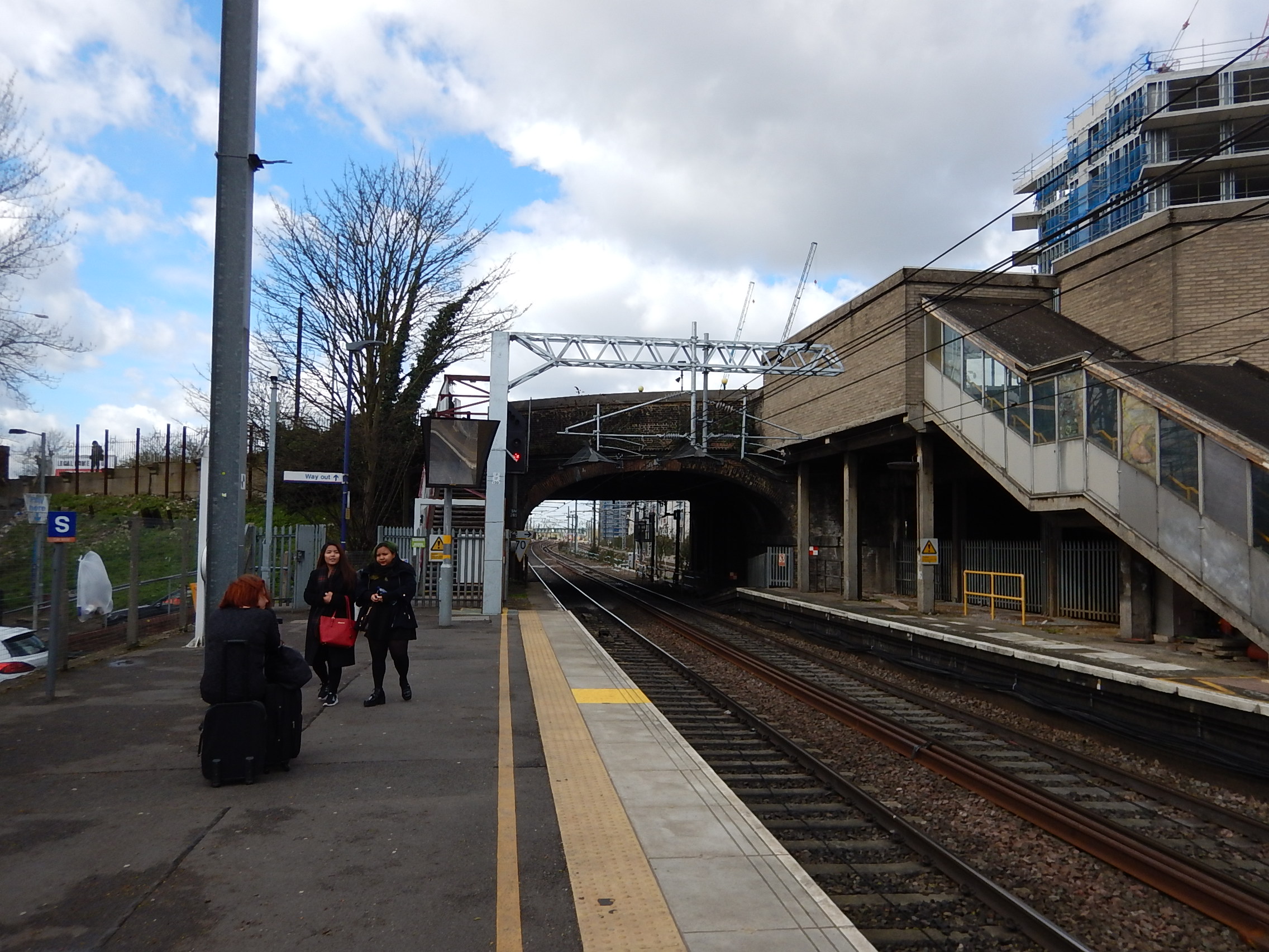 Hayes And Harlington Station 28th March 2016 « The Anonymous Widower