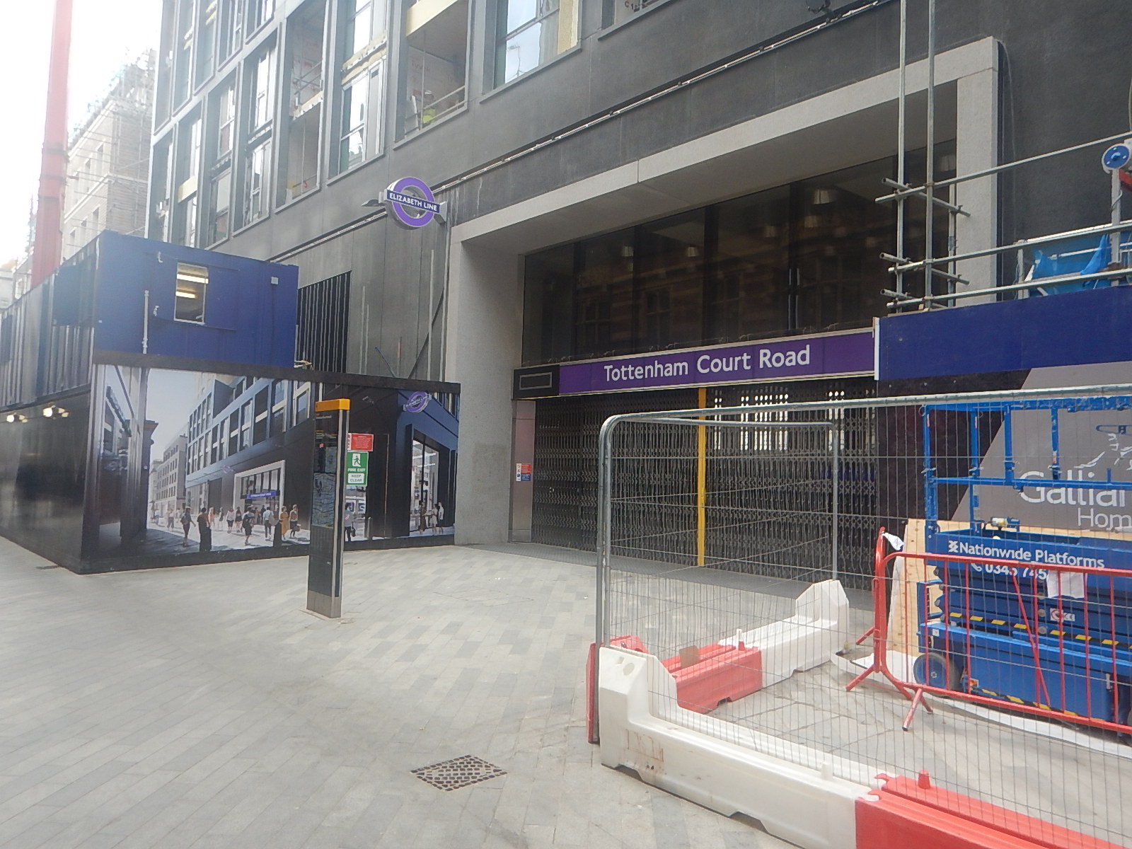 Elizabeth Line Tottenham Court Road Station 9th May 202 « The