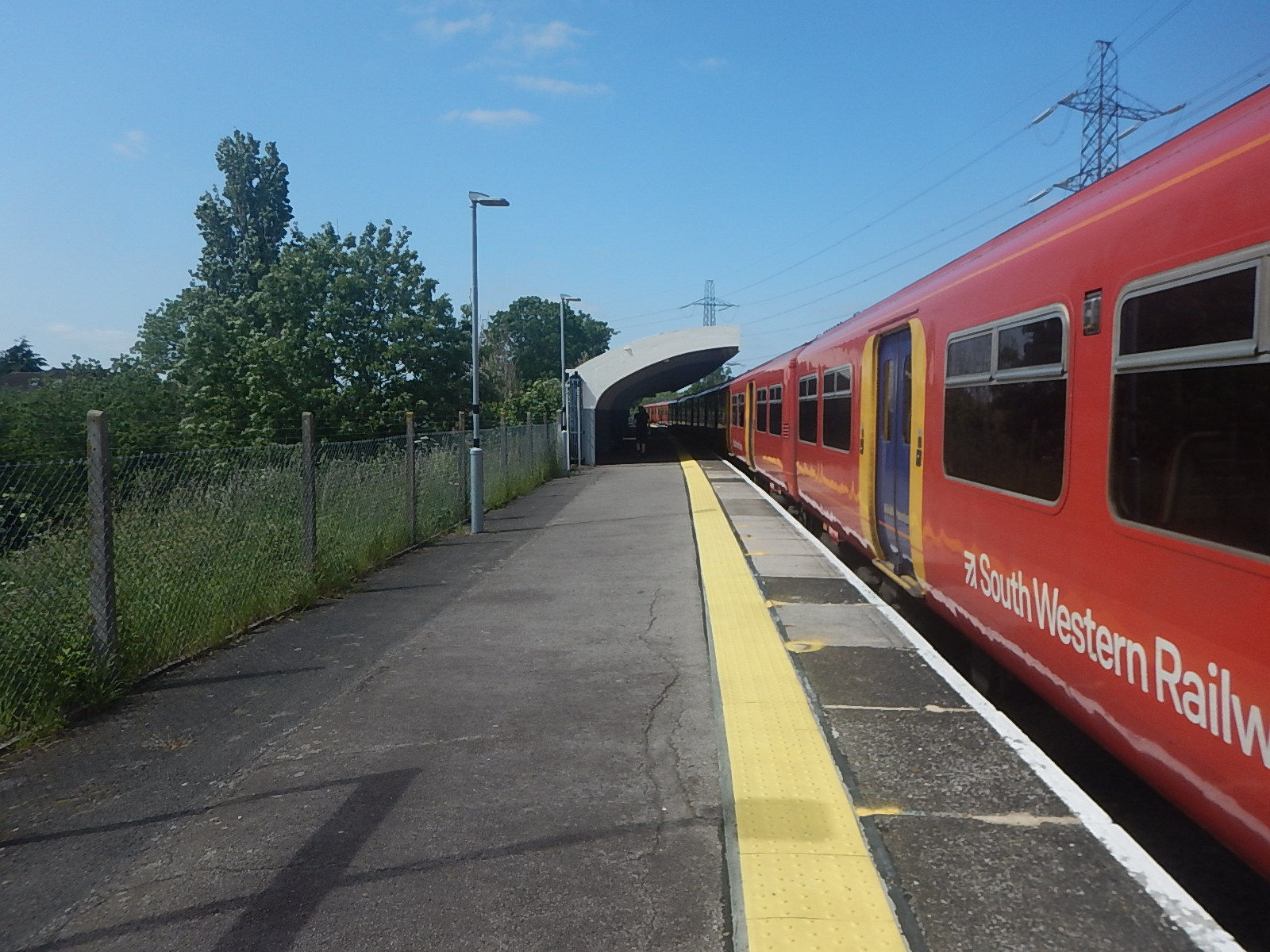 Malden Manor Station 30th May 2023 « The Anonymous Widower