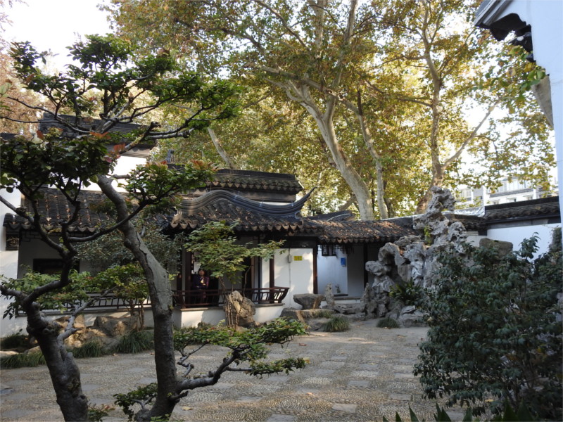 Courtyard Don't hold your breath