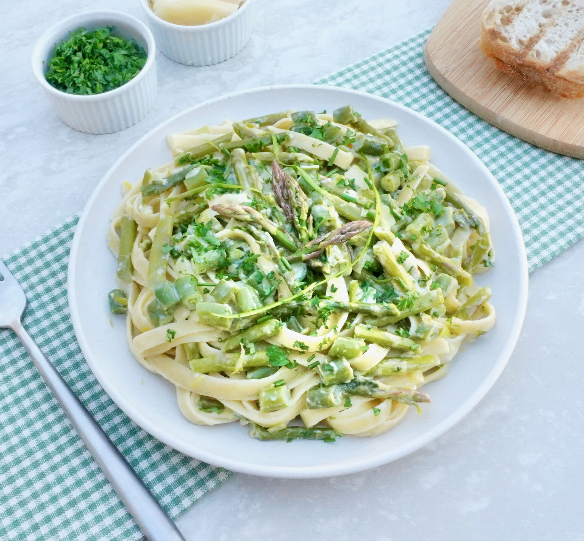 Easy to Make Green Vegetable Fettuccine Pasta Recipe