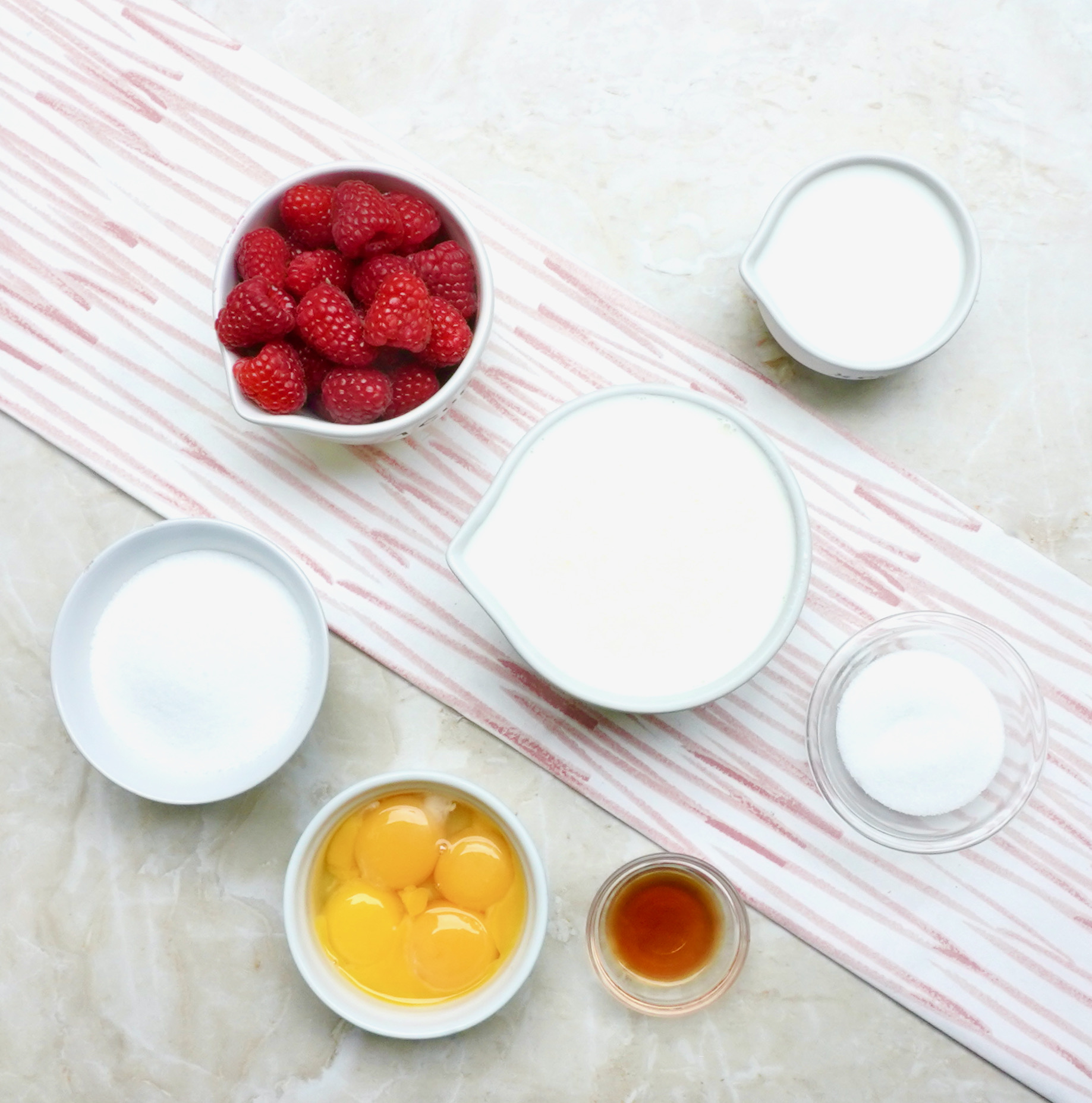 Easy 6 Ingredient Raspberry Creme Brûlée' Recipe