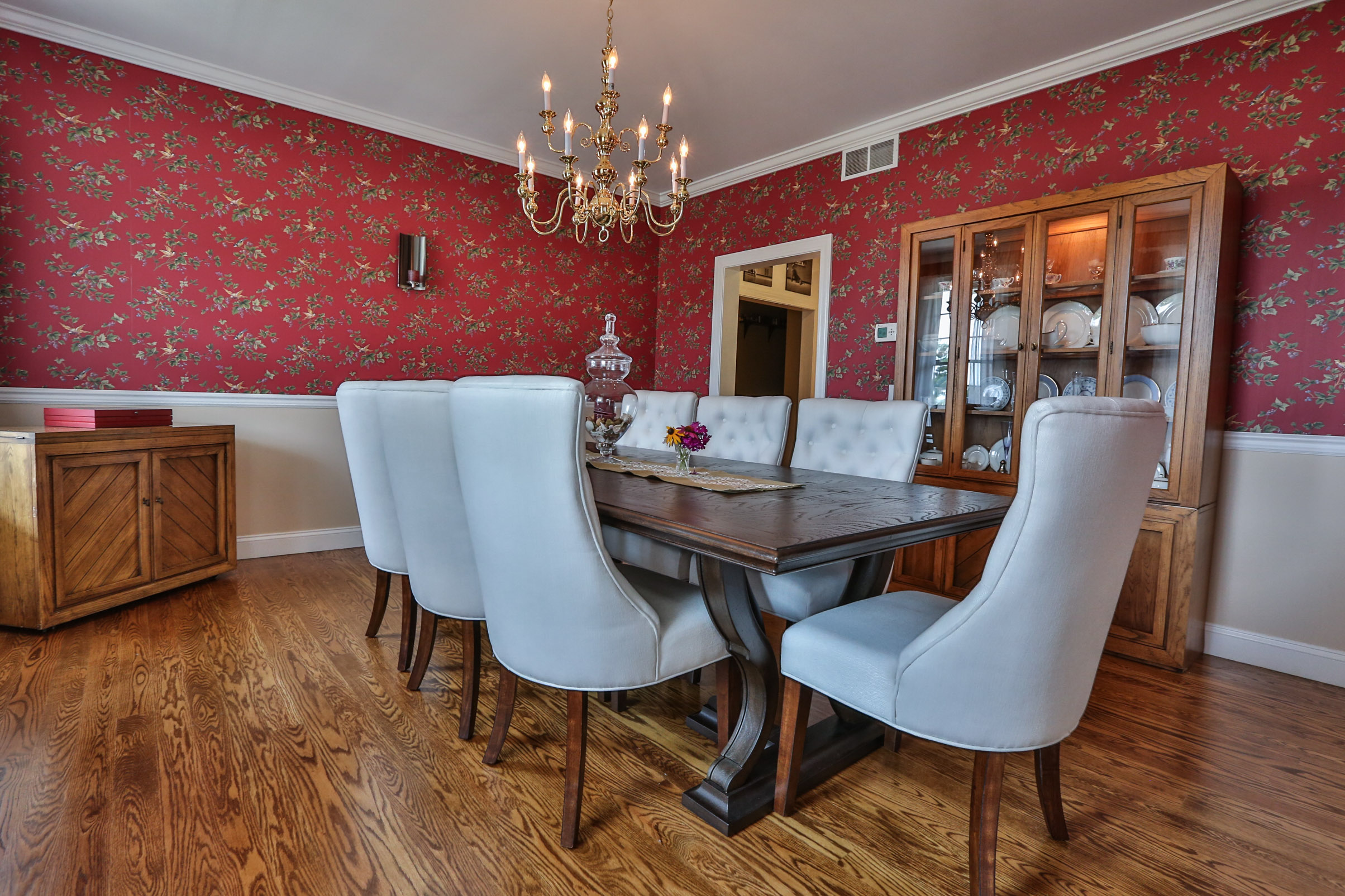 Dining Room Another World Bed and Breakfast