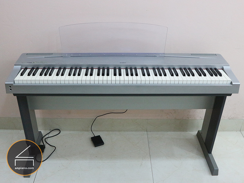 YAMAHA P70 An Piano