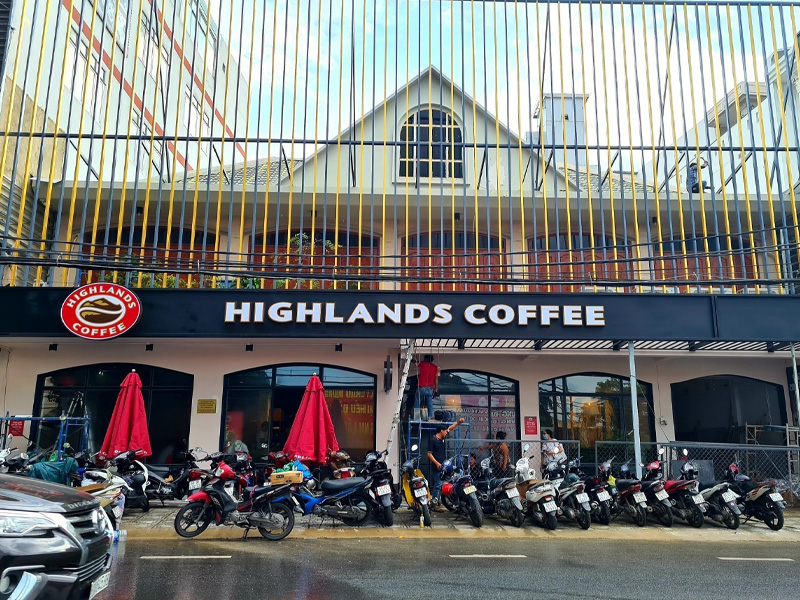 Highland Coffee Phạm Văn Thuận Ăn Sập Biên Hòa