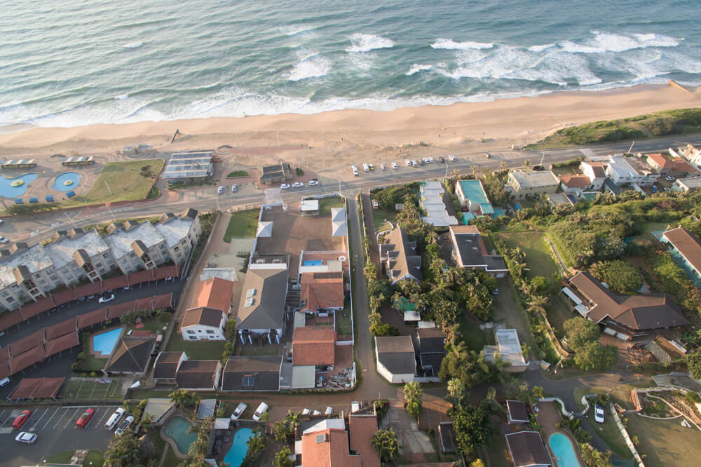 Ansteys Beach Self Catering Apartments & Backpackers