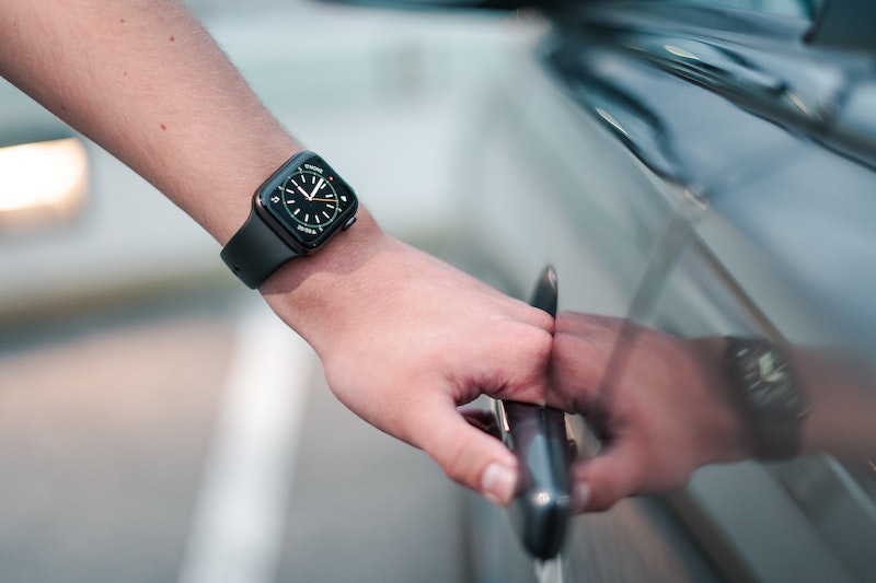 Does Insurance Cover Locking Keys In The Car?