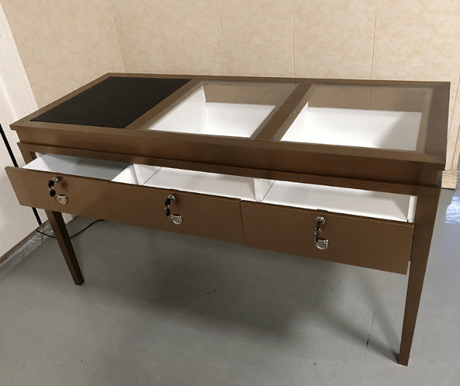 Manufacturers stainless steel jewelry display 8MM ultra white