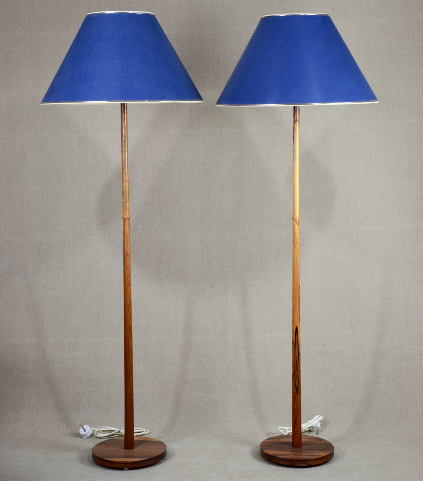 Antika Golvlampor Golvlampor, ett par. Rio palisander Antikform