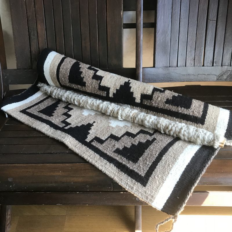 貴重！実物！ナバホラグ Navajo Rug ネイティブアメリカン ヴィンテージ アリゾナ州 ANTIQUE BITTE