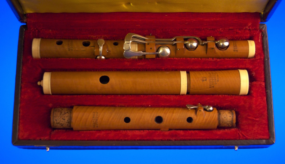 957 Antique Flutes