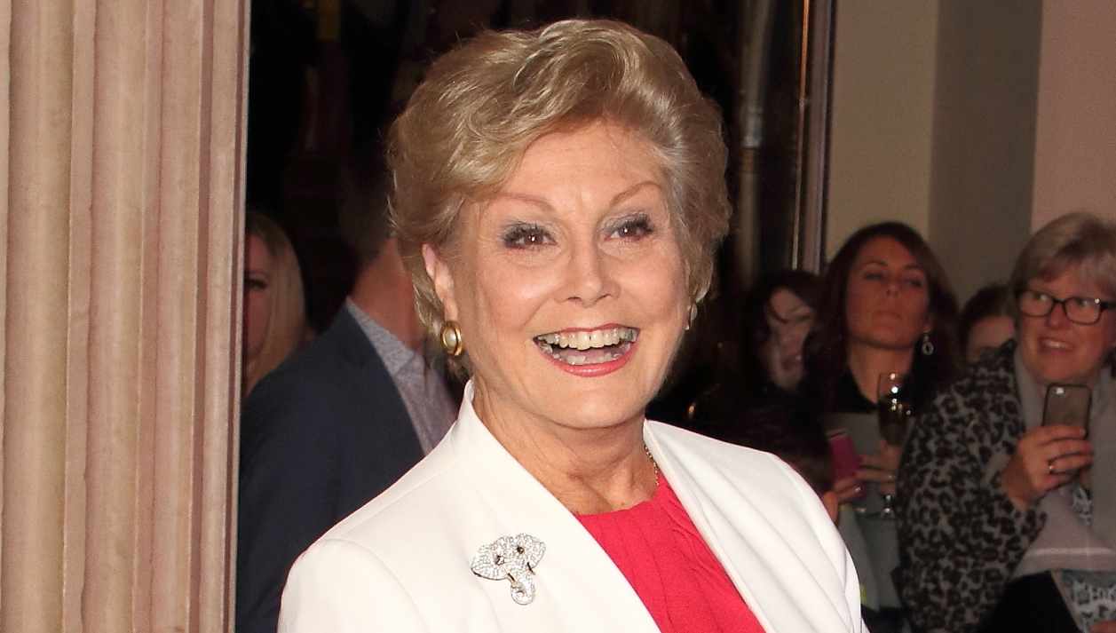 Antiques Roadshow Presenters List Antique TV Shows