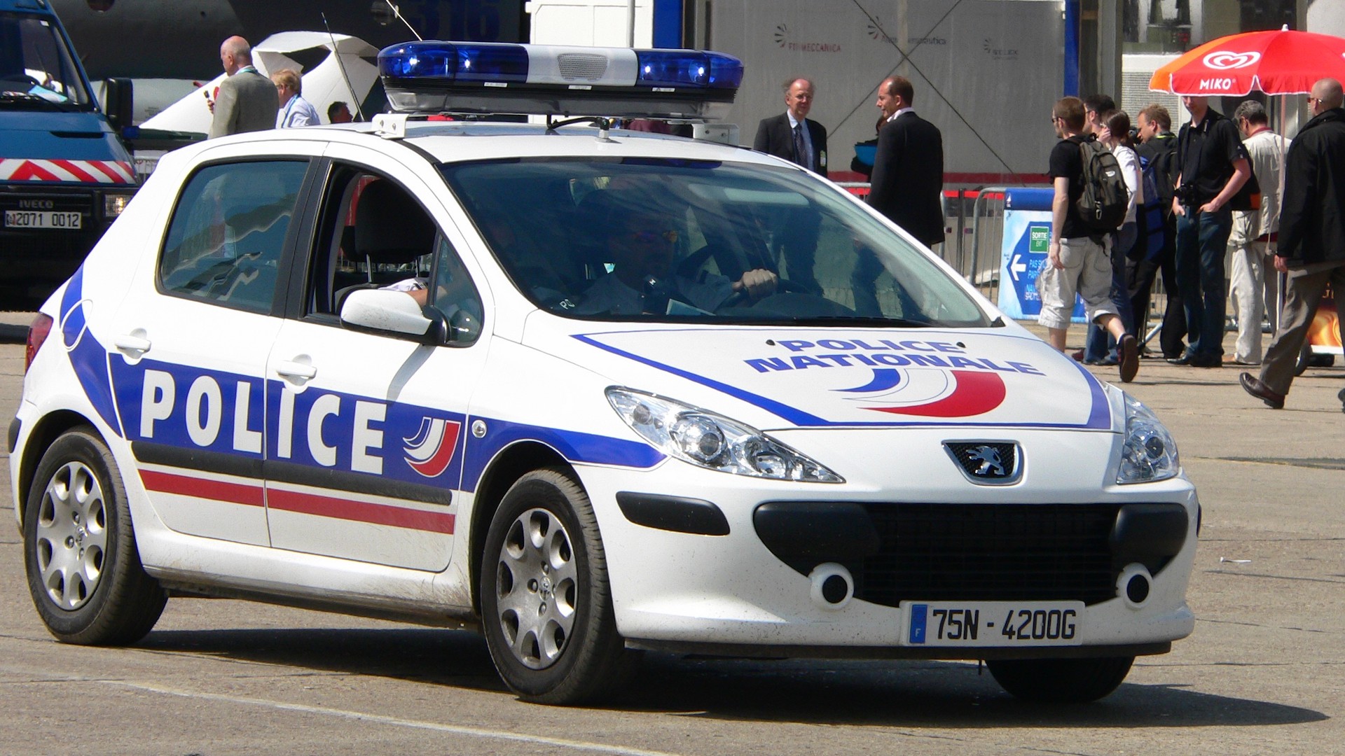 French police reportedly arrest neoNazis who took part in “Jew hunt”