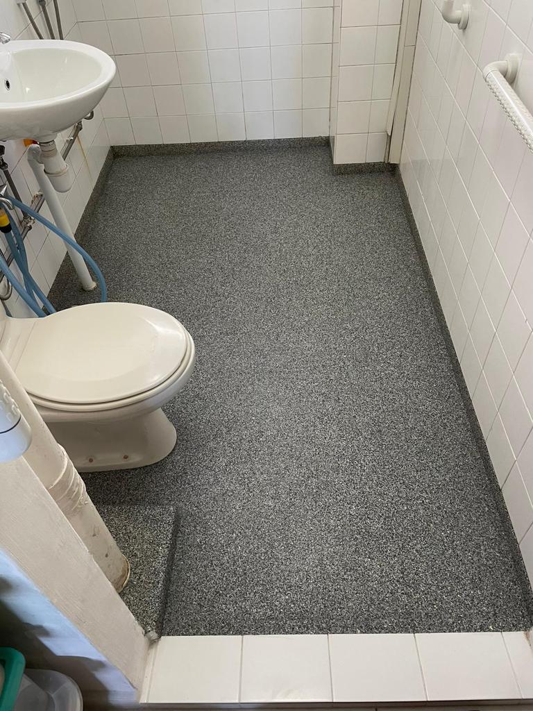 What is Epoxy Flake Coating & Epoxy Floor Paint For Bathroom