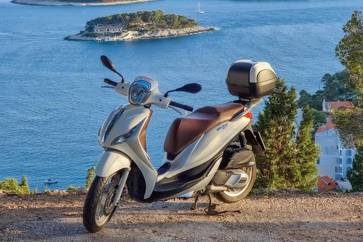 Rent a ScooterScooter Rental Hvar, Croatia Antonio Rent