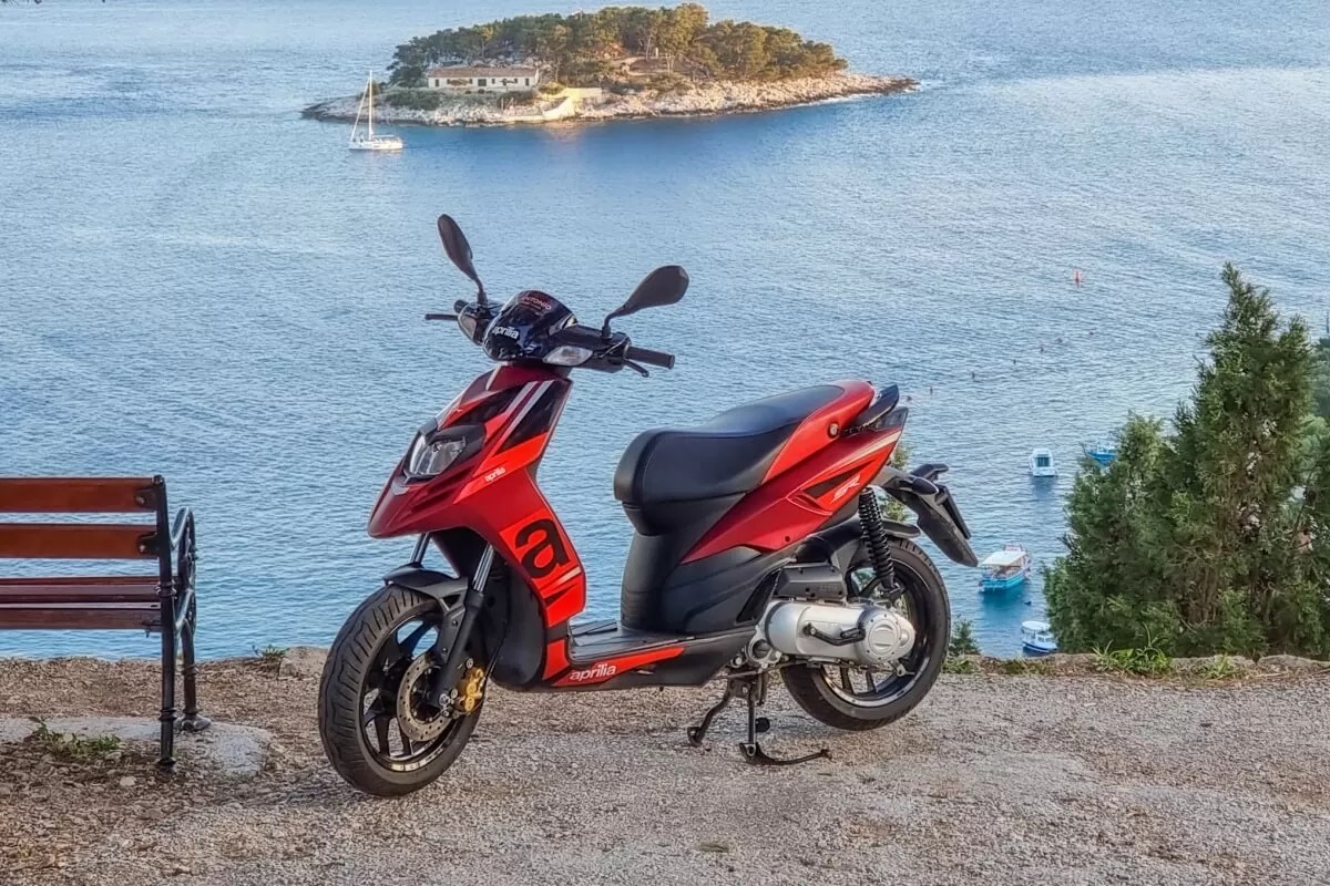 Rent a ScooterScooter Rental Hvar, Croatia Antonio Rent