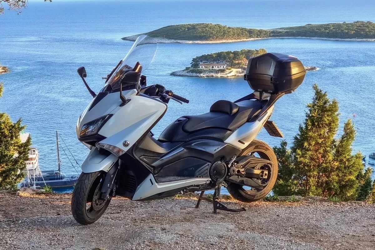 Rent a ScooterScooter Rental Hvar, Croatia Antonio Rent