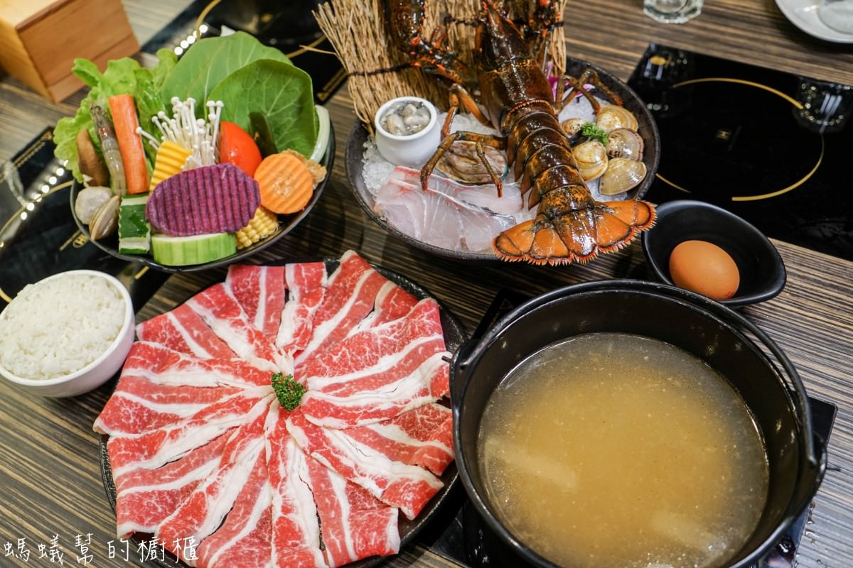 小胖鮮鍋(崇德店) | 新風味經典石頭湯，現撈活體波士頓龍蝦、高質感肉品，最後再將香米飯煮成鮮美海鮮粥。(內附影片)