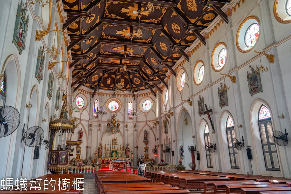 哥德式古老教堂 | 泰國最美的天主教堂之一。Nativity of Our Lady Cathedral(โบสถ์แม่พระบังเกิด)