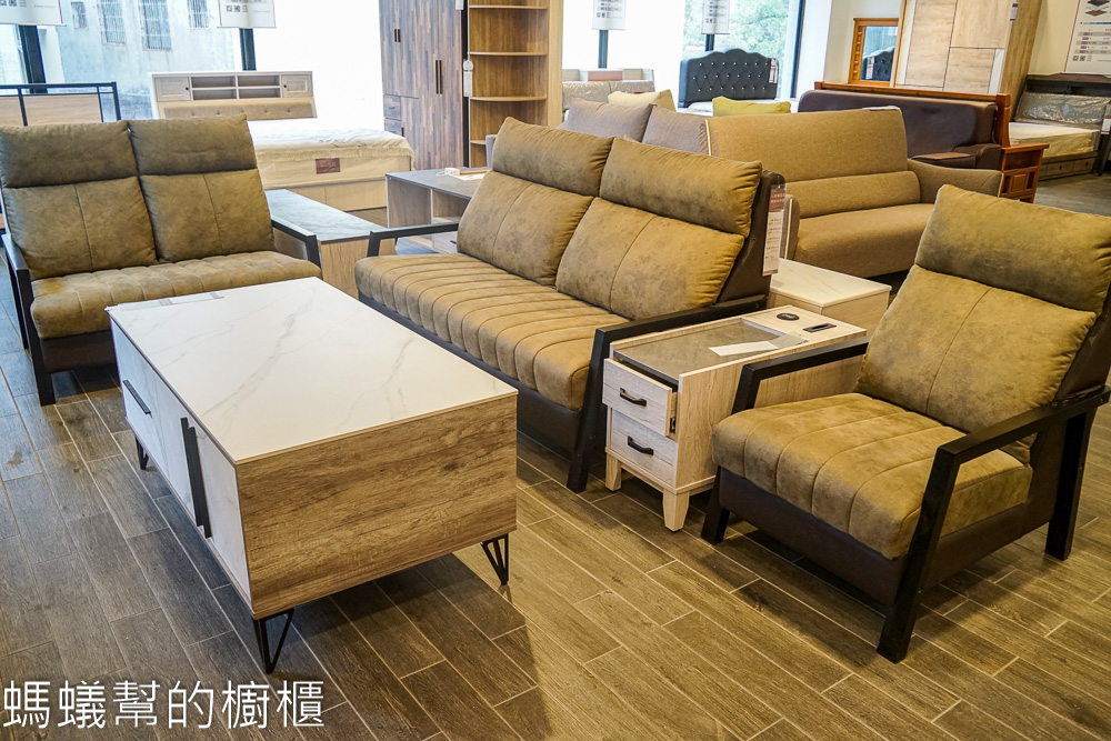 高雄左營億家具批發倉庫 | 高雄傢俱推薦，MIT客製化家具。
