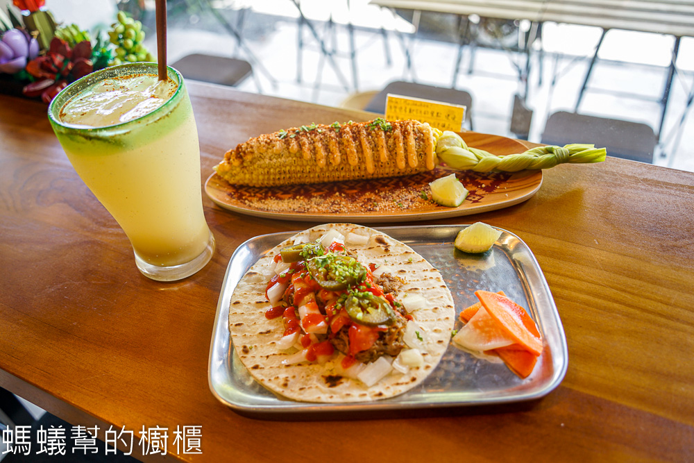 塔可利亞 | 彰化員林美食，墨西哥塔可、辮子玉米、起司煎餅。
