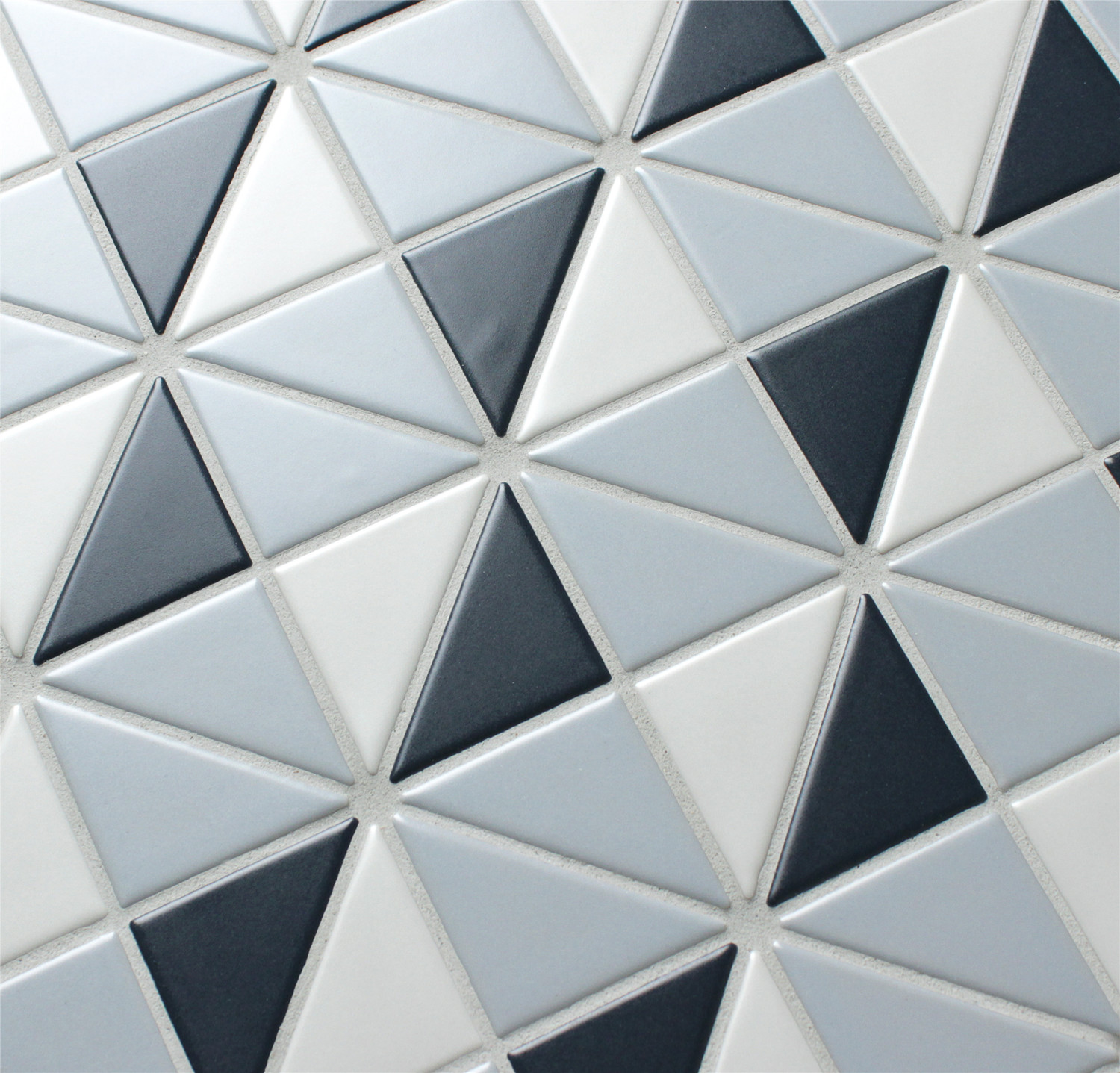 Cozy Geometric Tile Design For Small Space