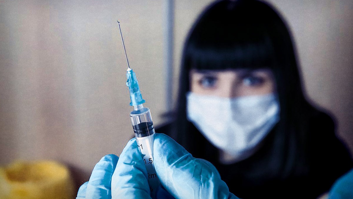 ¡Revisado por Pares! Las Vacunas pueden causar efectos secundarios