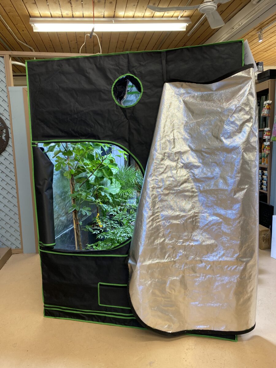 Indoor WalkIn Grower’s Tent (Various Sizes) Growers Supplies