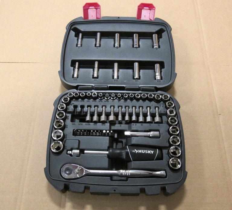 Auction Ohio Husky Socket Set