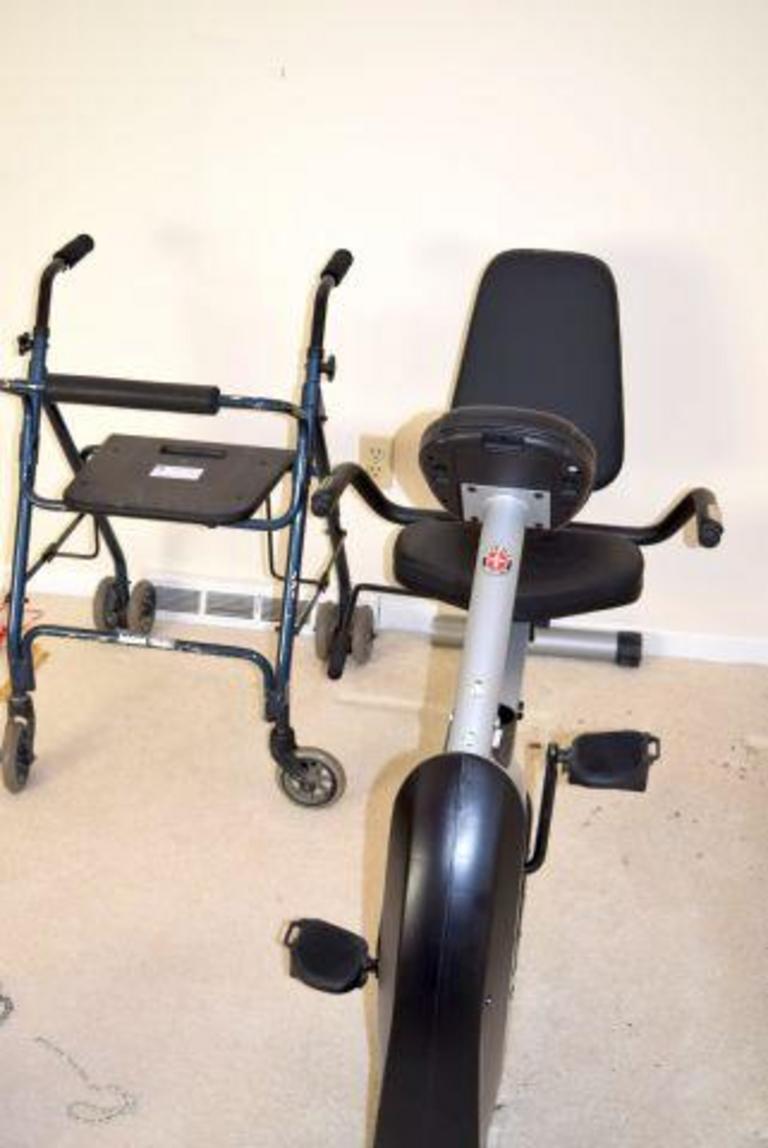 Auction Ohio Stationary Bike