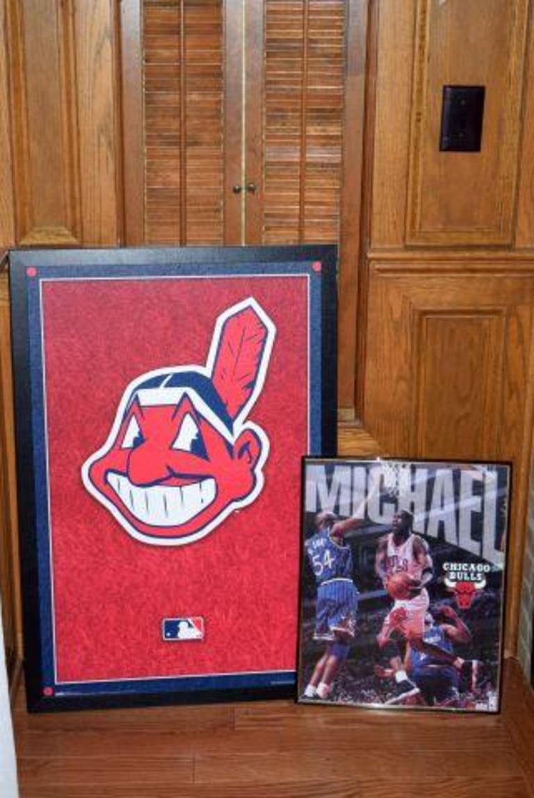 Auction Ohio Sports Memorabilia