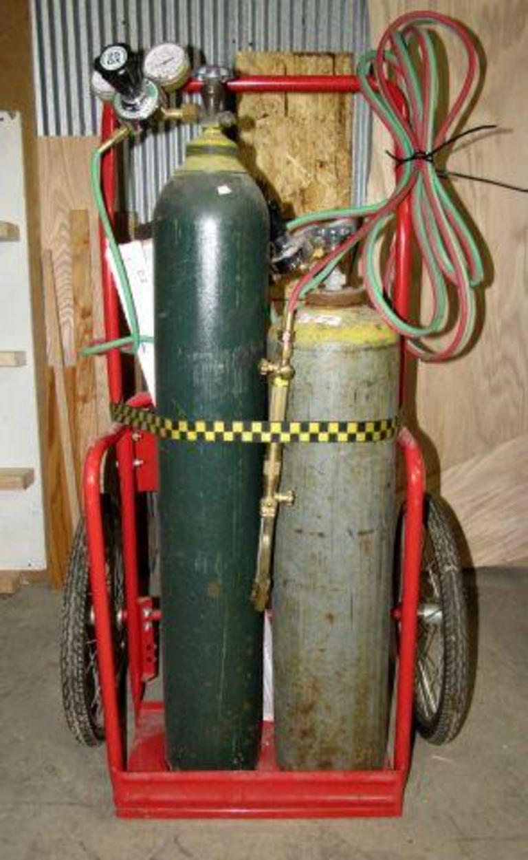 Auction Ohio Oxygen/Acetylene Unit