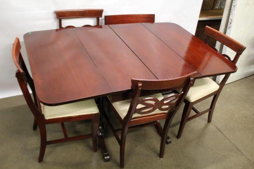 Auction Ohio DROP LEAF TABLE & CHAIRS