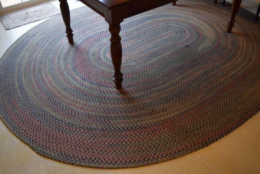 Auction Ohio Braided Rug