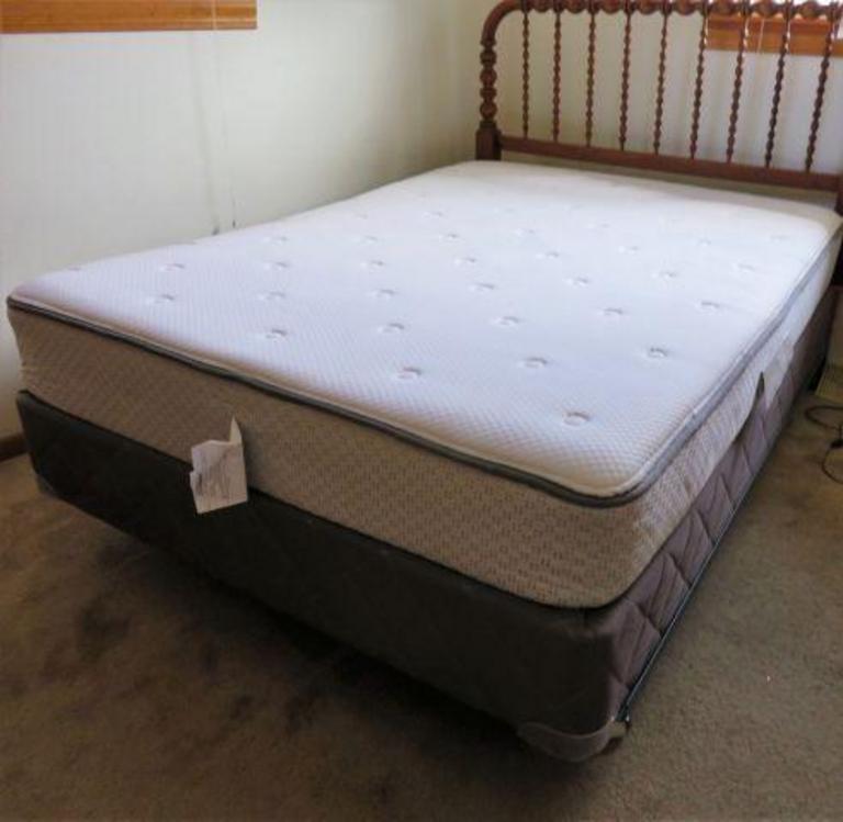 Auction Ohio Mattress & Box Springs