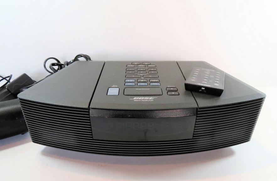 Auction Ohio Bose Wave Radio