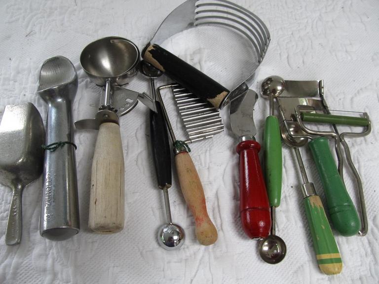 Auction Ohio OLD UTENSILS