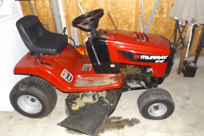 Auction Ohio Riding Mower