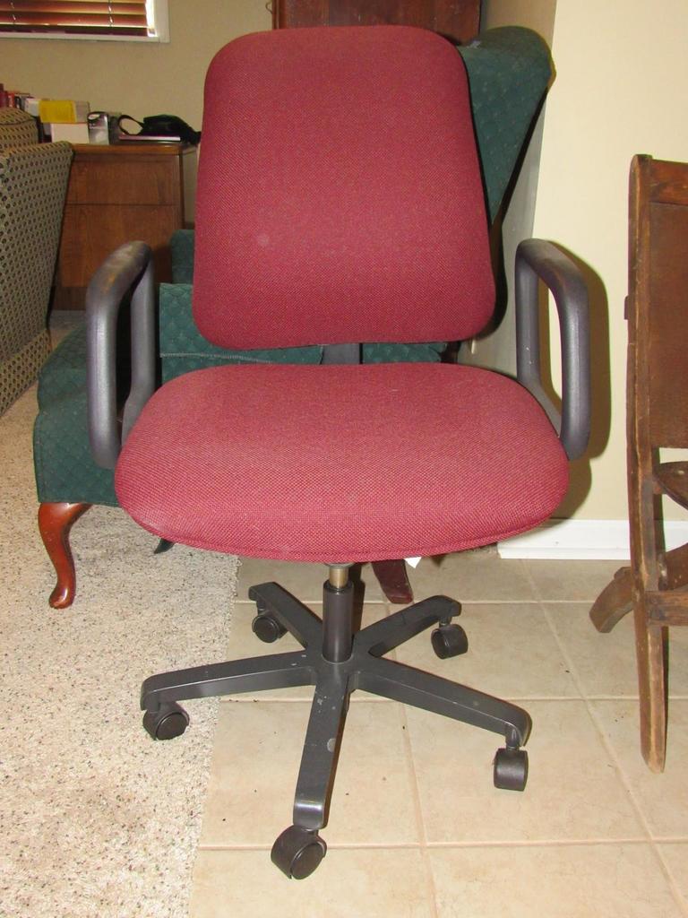 Auction Ohio Office Task Chair