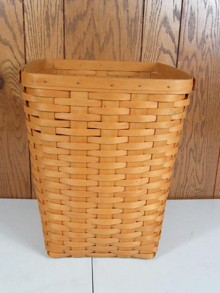 Auction Ohio 1998 Longaberger Basket