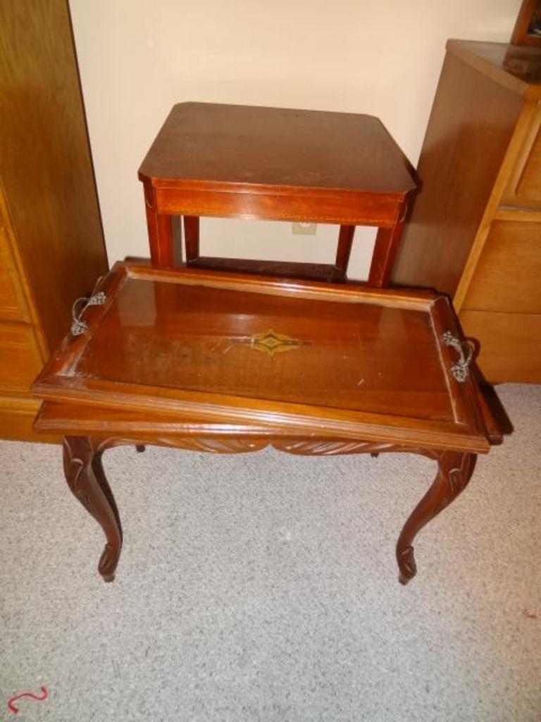 Auction Ohio Vintage Furniture