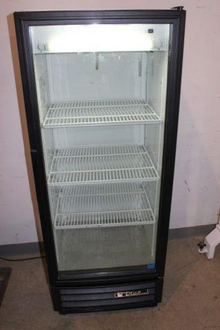 Auction Ohio True Refrigerator