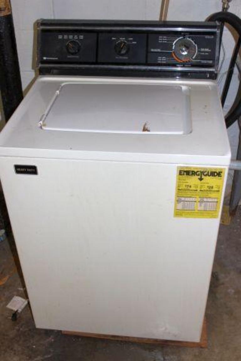 Auction Ohio White Westing House Washer