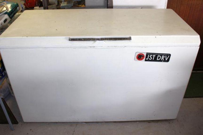 Auction Ohio Chest Freezer
