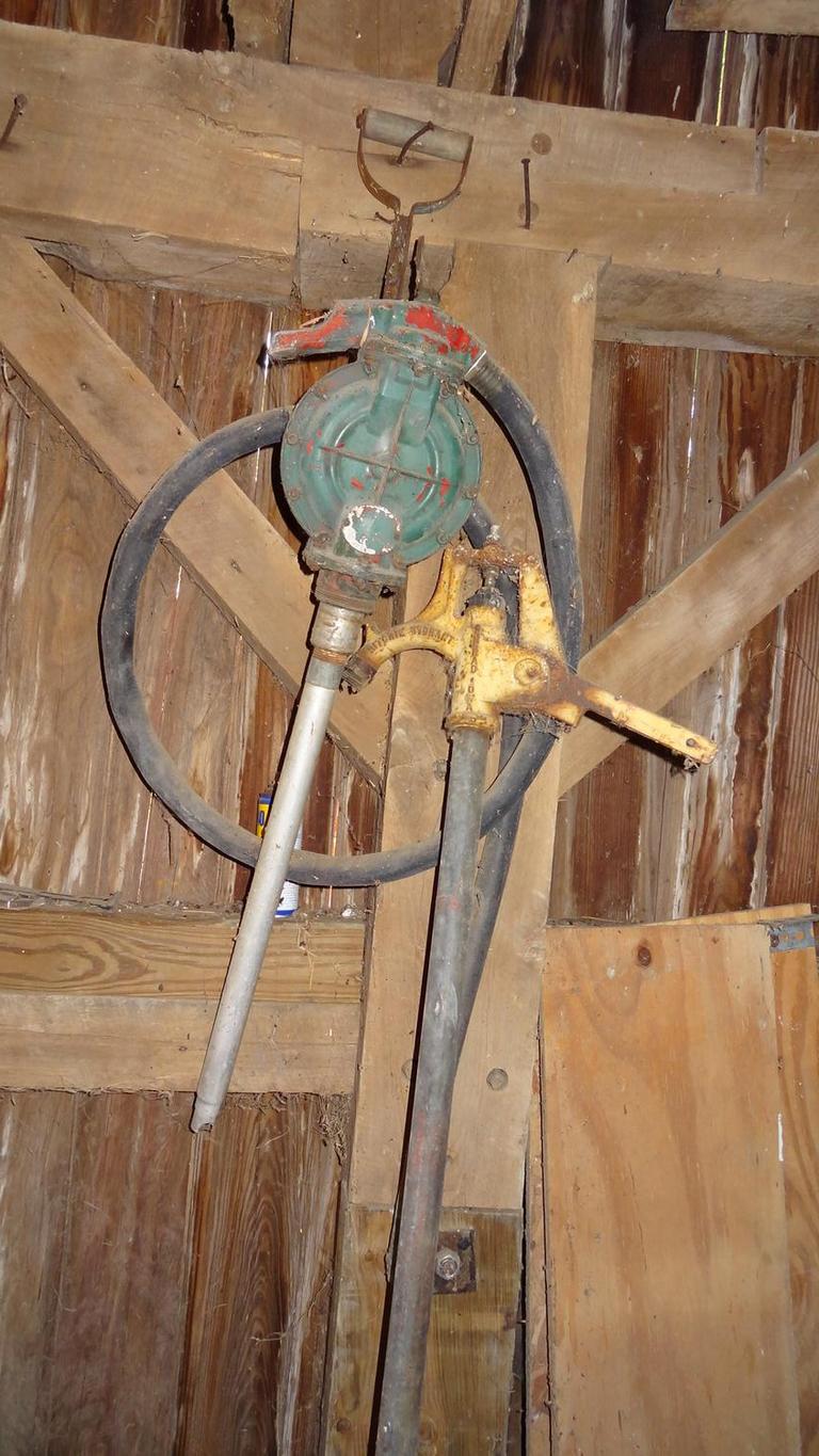 Auction Ohio Vintage Pumps