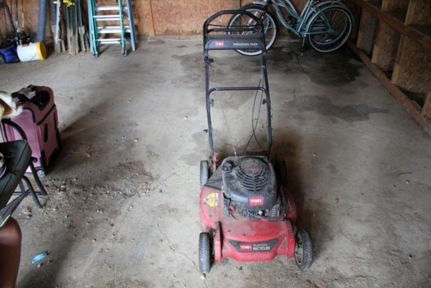 Auction Ohio LAWN MOWER