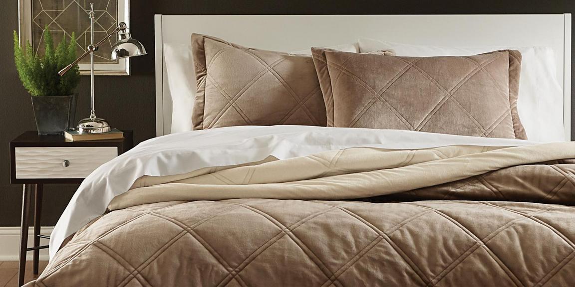 Cannon Silky Velvet Comforter Set Auction Ohio CANNON VELVET COMFORTER KING