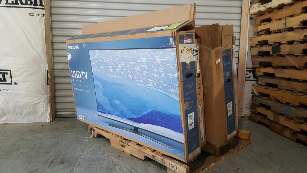 Auction Ohio BULK LOT 49, 50, 55 IN TVs